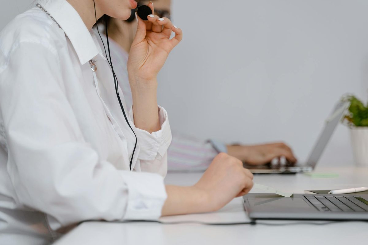 Shopify Customer Service Tools: How to Handle Peak Volume Without Losing Quality