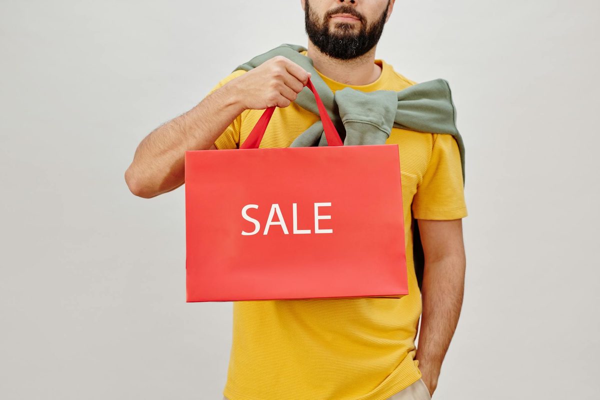 Shopify for Fashion Brands: Features, Apps, and Growth Strategy