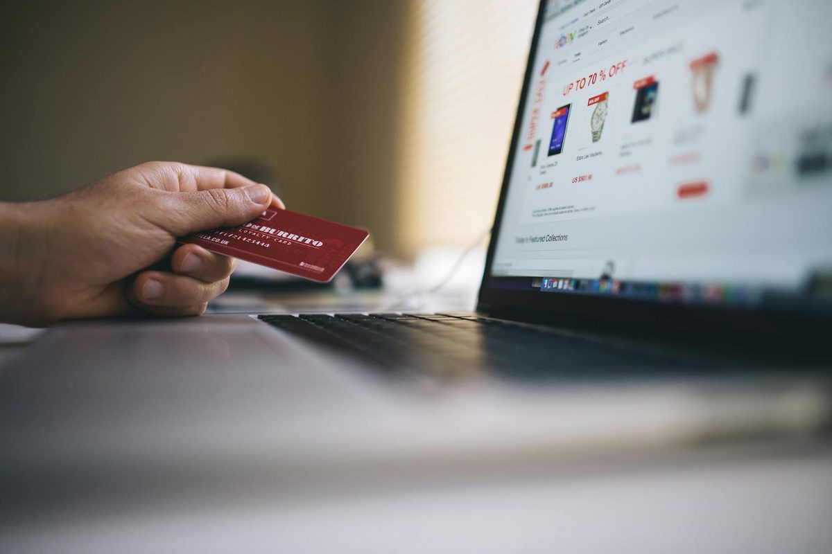 Shopify vs Squarespace for Ecommerce: Which Should You Choose?